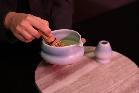 Kai zestaw z ceramiki z kulinarną matchą