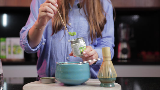 Zen set con matcha ceremonial de cerámica